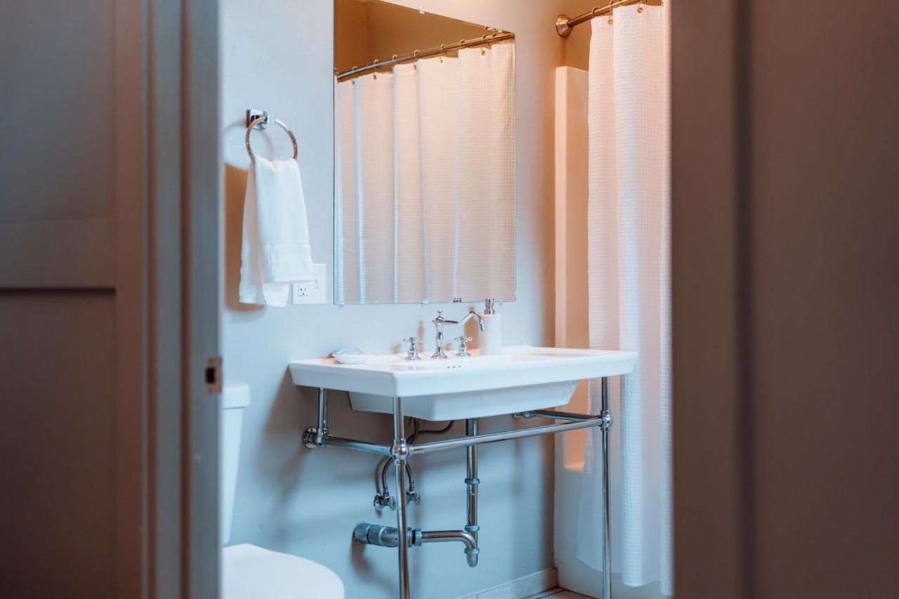 אשלנד Swank House- Downtown Suite-Pet Friendly מראה חיצוני תמונה